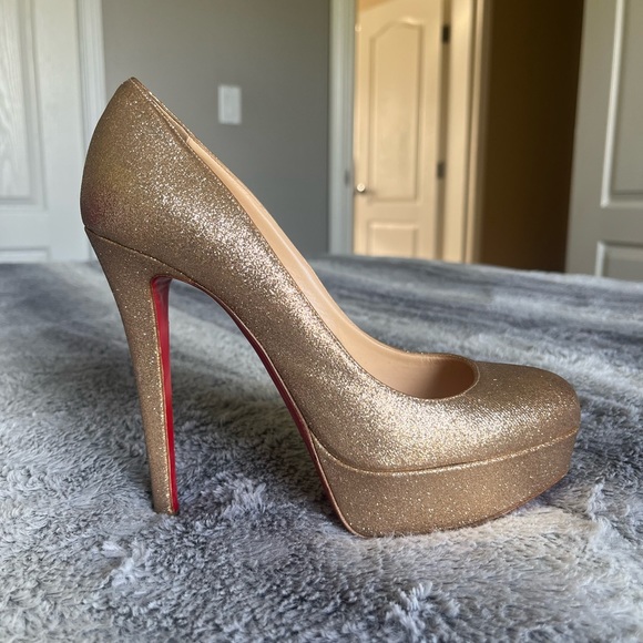 Christian Louboutin Bianca gold platform heel - Picture 1 of 8